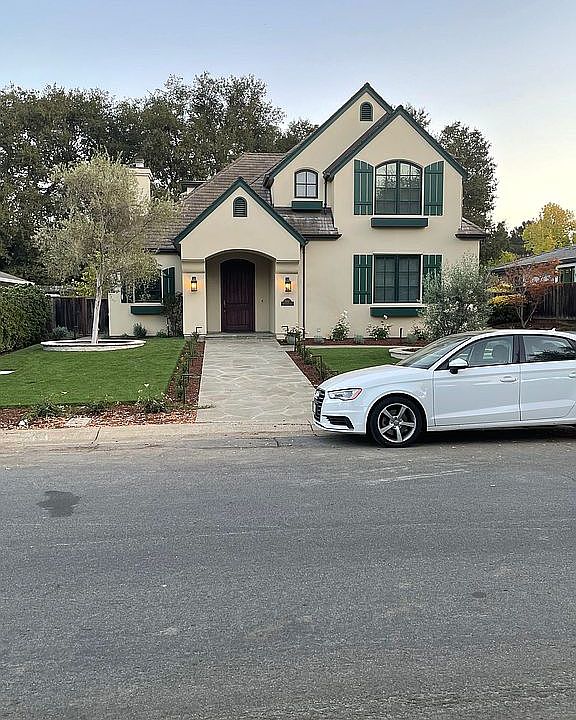 2nd image of 644 Benvenue Ave