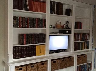 55 Pleasant St, Dedham, MA 02026