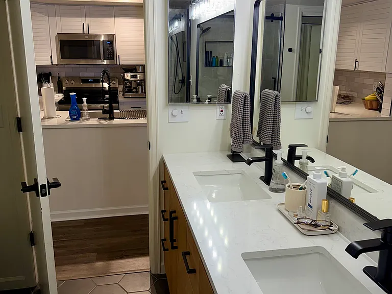 221 S Garfield St #104 — Photo 12