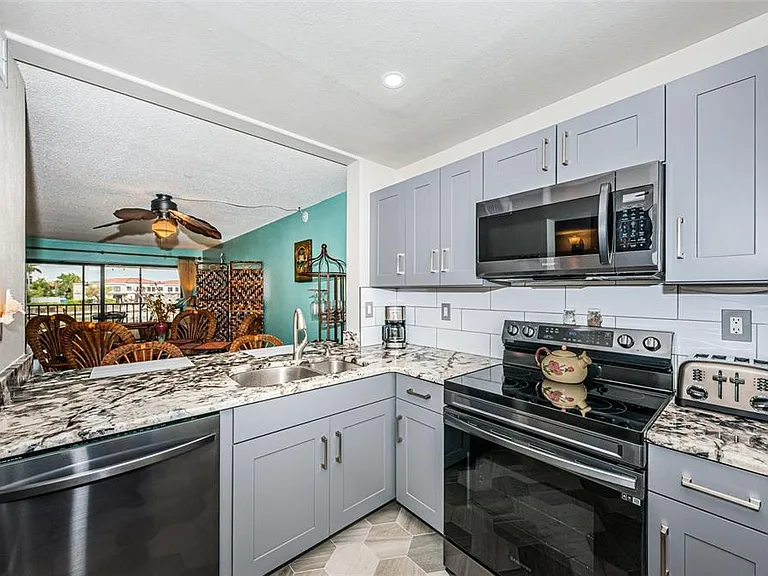 6281 Bahia Del Mar Blvd #208 — Photo 10
