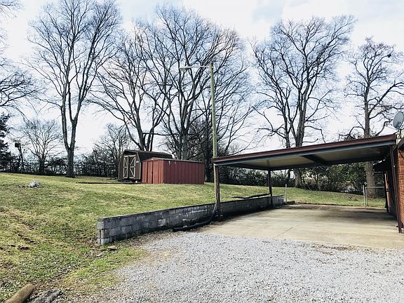 2nd image of 438 Cornish Dr