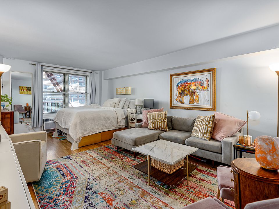 1st image of 25 W 13th St APT 3MN
