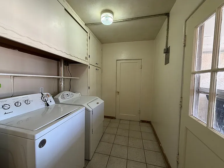 1801 Palomas Dr NE — Photo 16