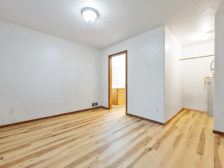 12901 NE Prescott Dr #B — Photo 14