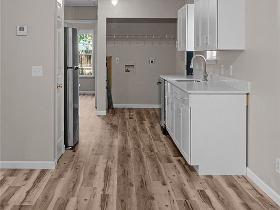 5th image of 4319 Raybun Street