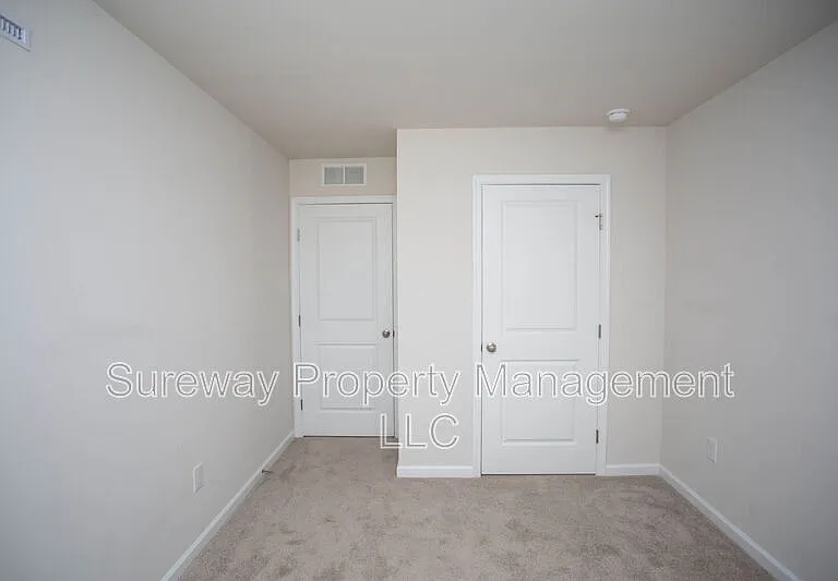 55 Elliot Ln — Photo 44