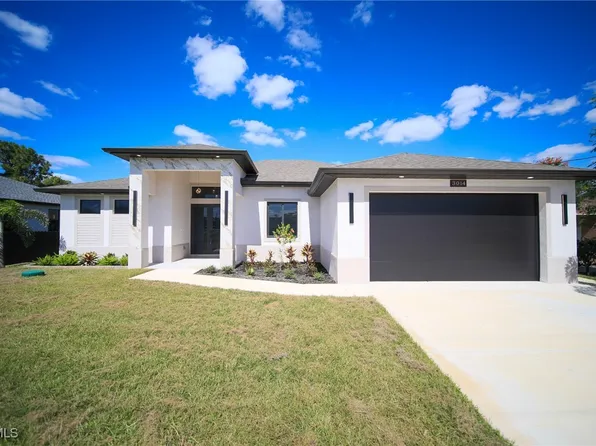 3014 6th St W, Lehigh Acres, FL 33971