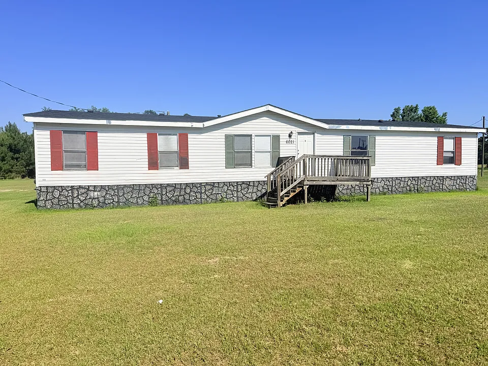 6021 Double R Cir