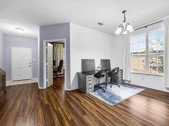 5th image of 3852 Juniper Hills Dr