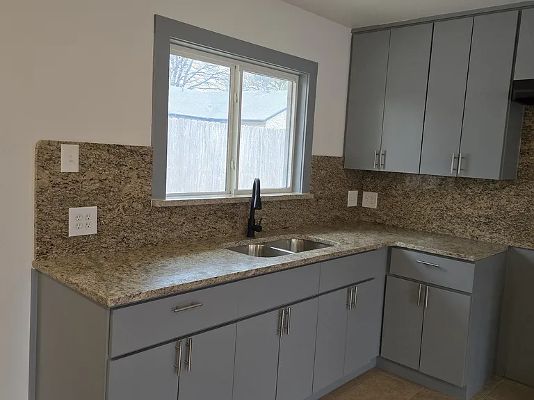10003 Quail Valley Blvd #B — Photo 6