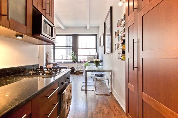 Sold by ROOM Real Estate | media 16