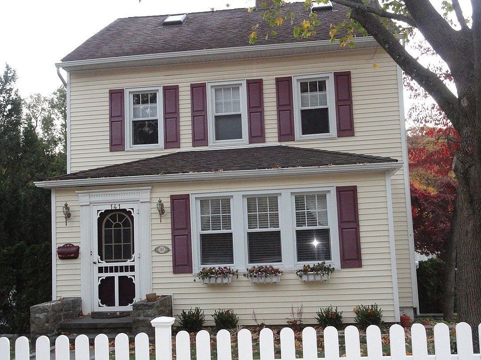 1st image of 141 Farragut Ave