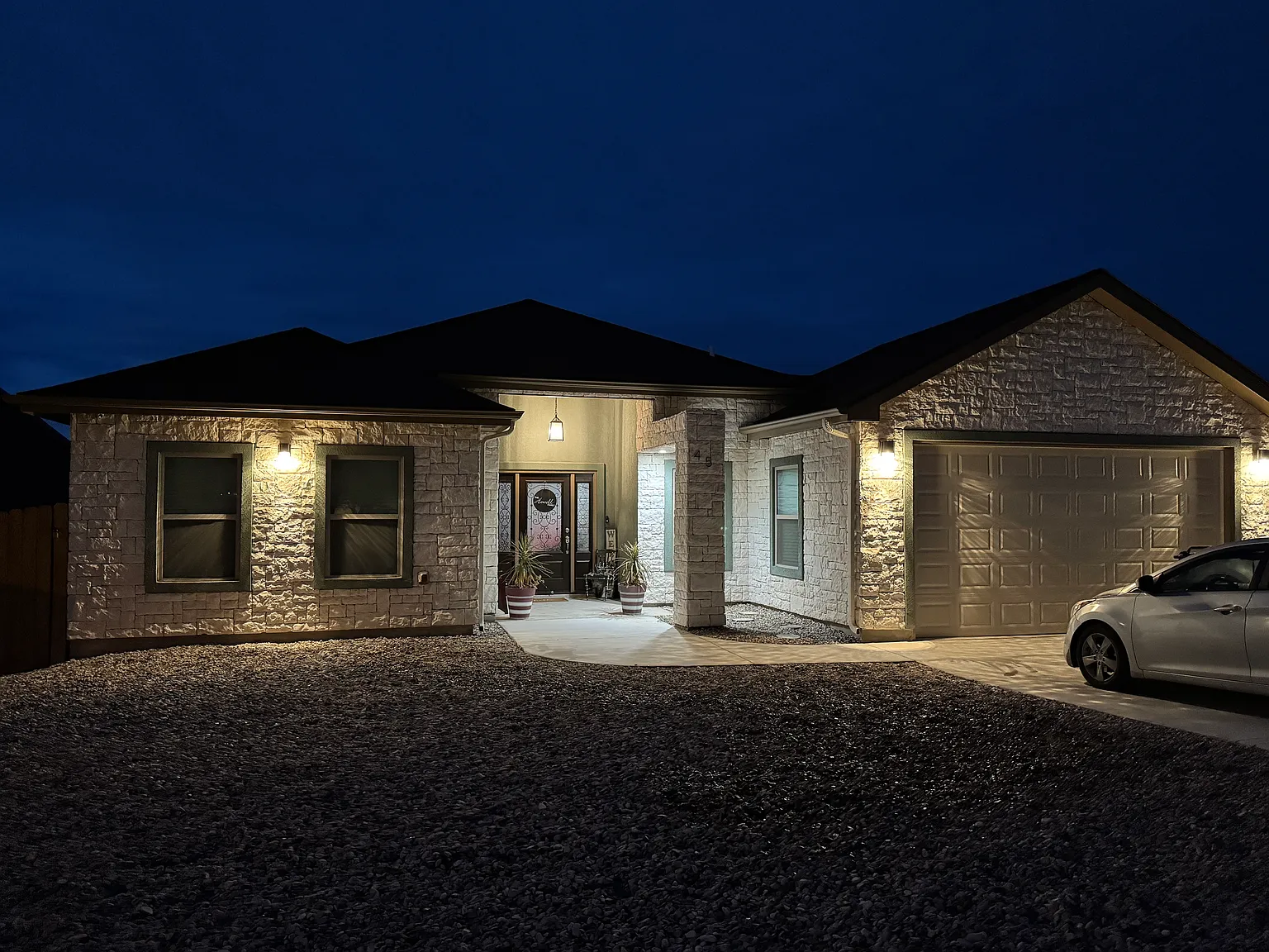 3 bed, 1575 sqft, $2,200 — Photo 4