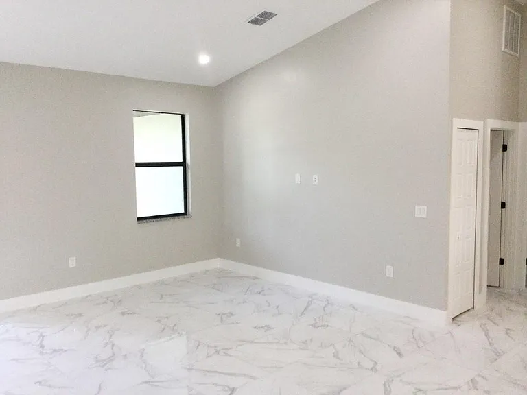 17089 Urban Ave #2 — Photo 14