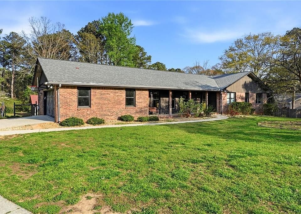 1st image of 2452 Camp Mitchell Rd