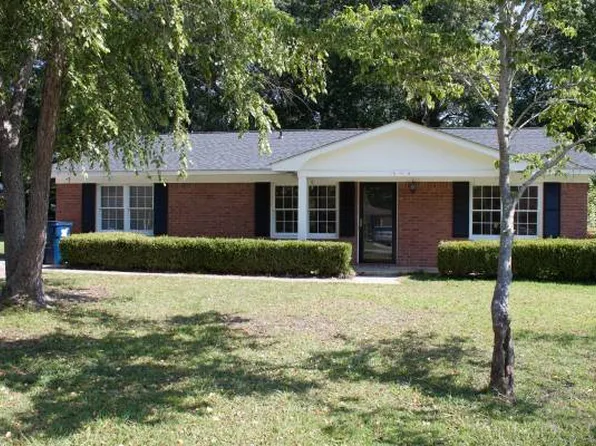111B Wendy Way, Summerville, SC 29485