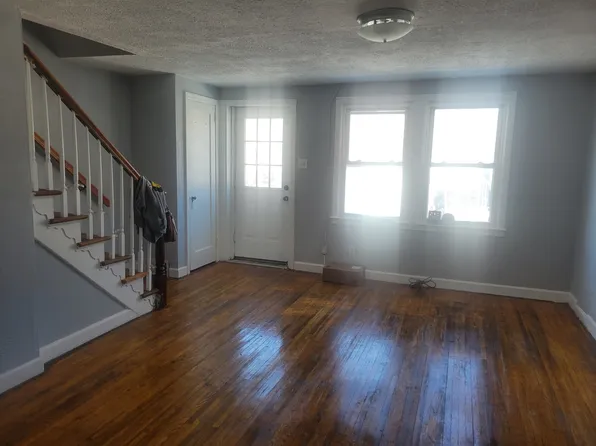 2359 Kensington St, Harrisburg, PA 17104