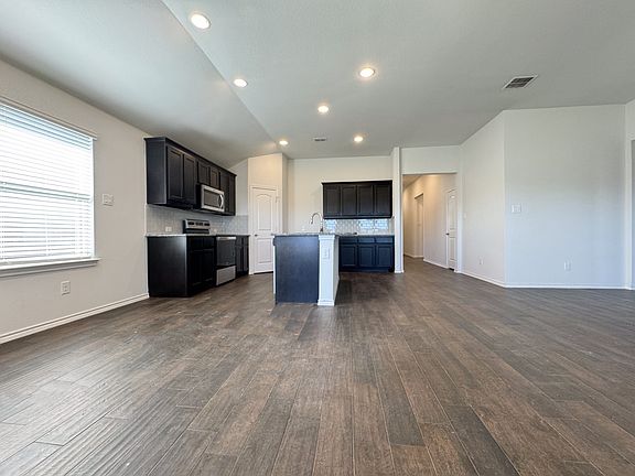 4th image of 4314 Cordata Dr
