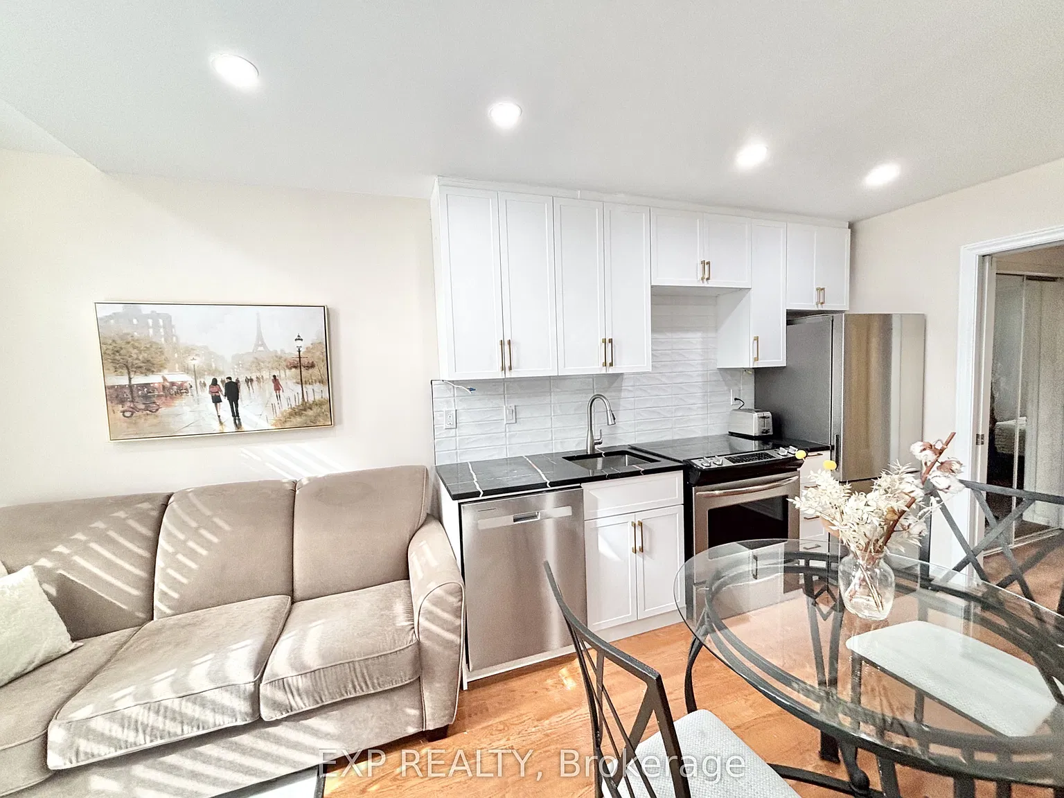 1 bed, $1,800 — Photo 2