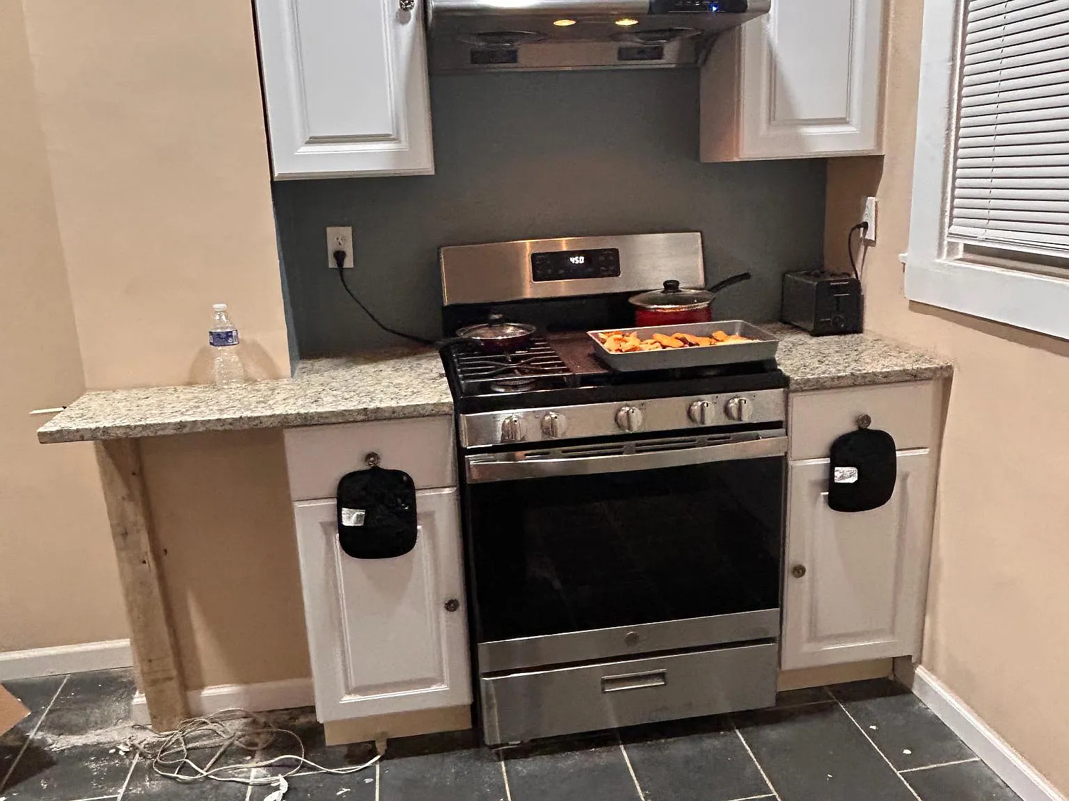 5 bed, 1955 sqft, $2,250 — Photo 3