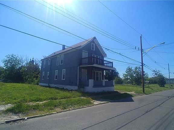 2nd image of 993 Smith St