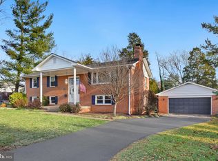 8903 Hazel Dr, Manassas, VA 20110
