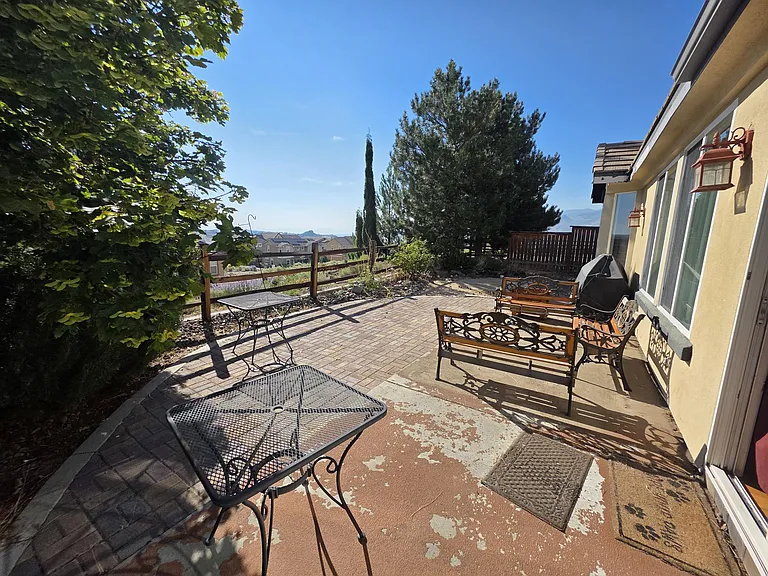1640 Autumn Valley Ct — Photo 15