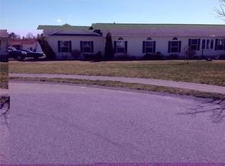 402 Hastings Rd, Middleboro, MA 02346