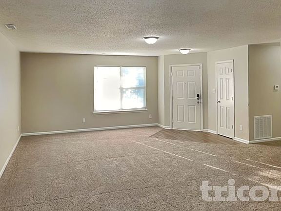 3rd image of 5034 Rocky Forge Dr
