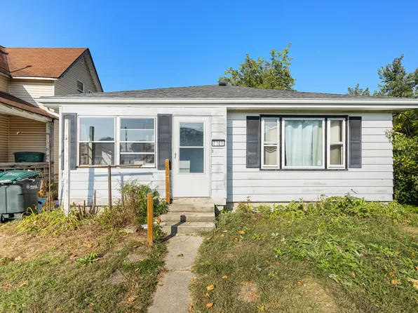 2107 S Elm St, Muncie, IN 47302