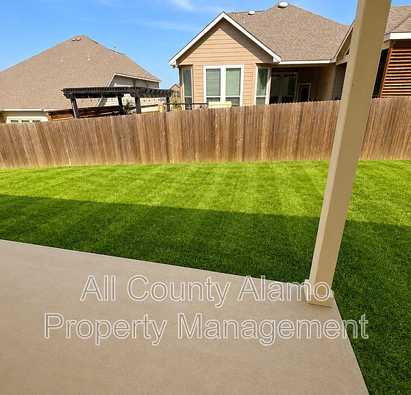 13710 Aria Cv — Photo 20