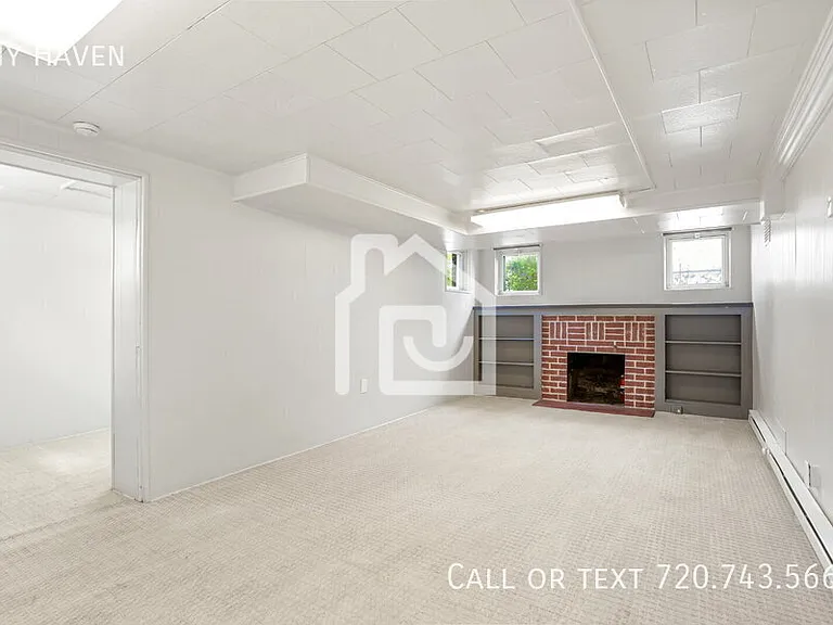 802 S Sherman St — Photo 3
