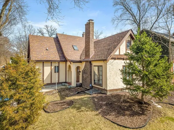 427 N Prospect St, Rockford, IL 61107