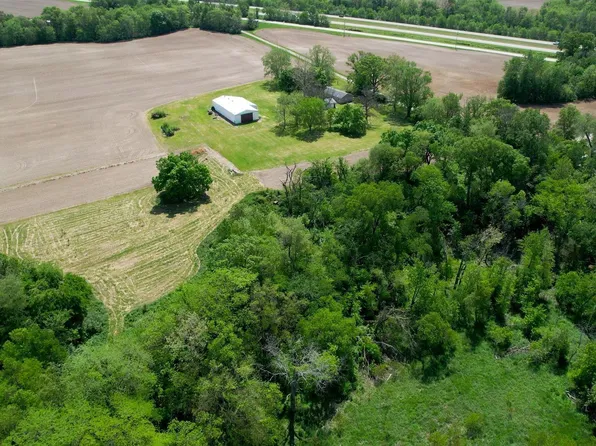 207-1400 County Rd, Vandalia, IL 62471