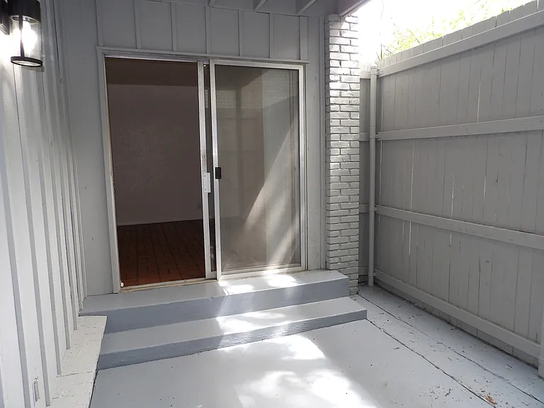 4331 Buena Vista St #101 — Photo 7
