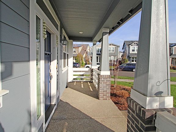 3rd image of 3923 SE 70th Ave
