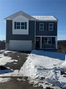 100 Crabapple Ln, Beaver Falls, PA, 15010