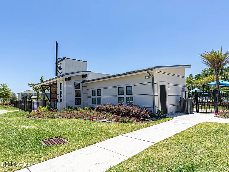13019 Holsinger Blvd — Photo 71