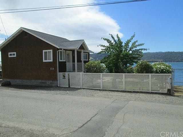 1st image of 13615 Lower Lakeshore Dr