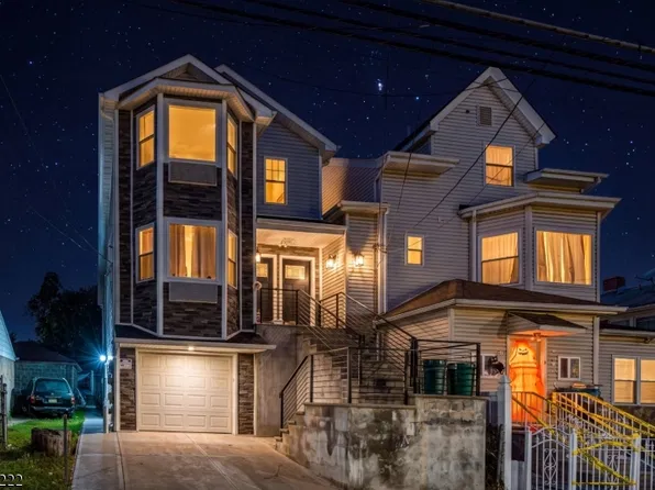 320 E 32Nd St, Paterson City, NJ 07504
