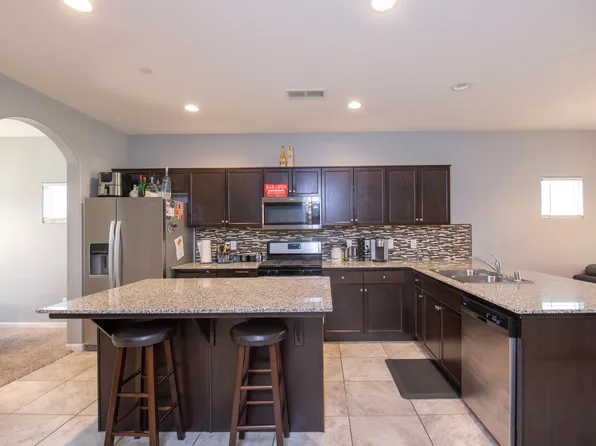 310 Dogwood Street, Dinuba, CA 93618