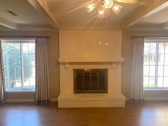 2nd image of 110 Newport Dr