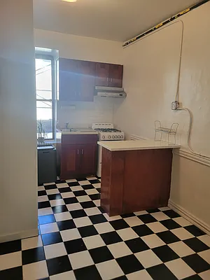 Rented by Oxford Property Group | media 4