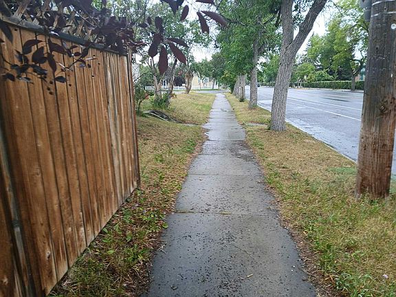 4th image of 1618 N Benton Ave