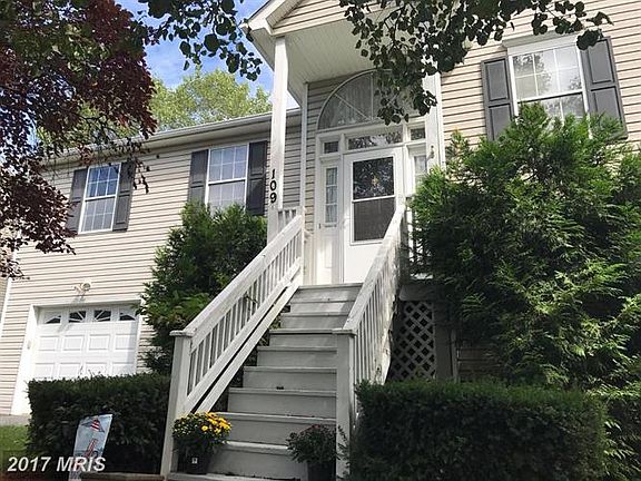 2nd image of 109 Somerset St
