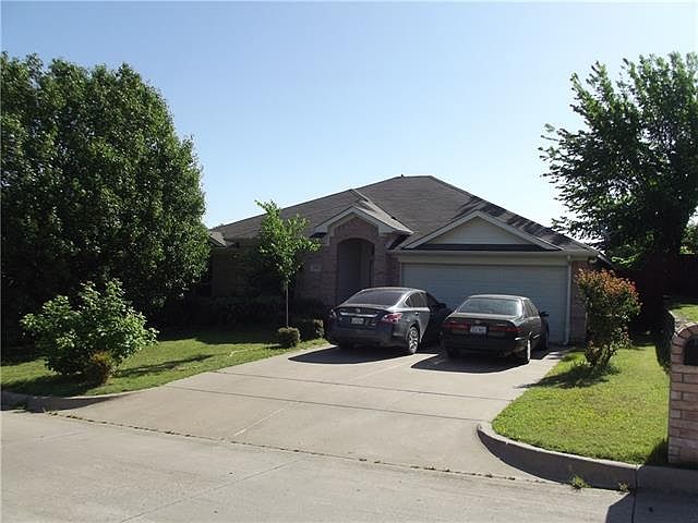 1st image of 1501 Redstone Dr