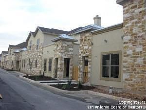 2nd image of 5925 Whitby Rd #101