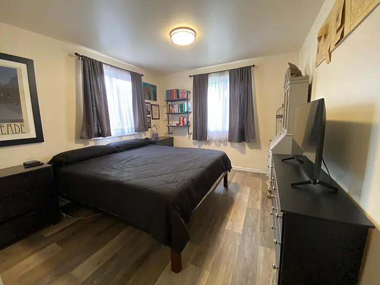 917 Evergreen Ln — Photo 15