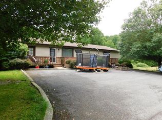 3030 Gratton Rd, Tazewell, VA 24651