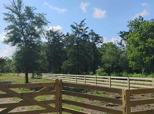 7326 Custer St, Hitchcock, TX 77563